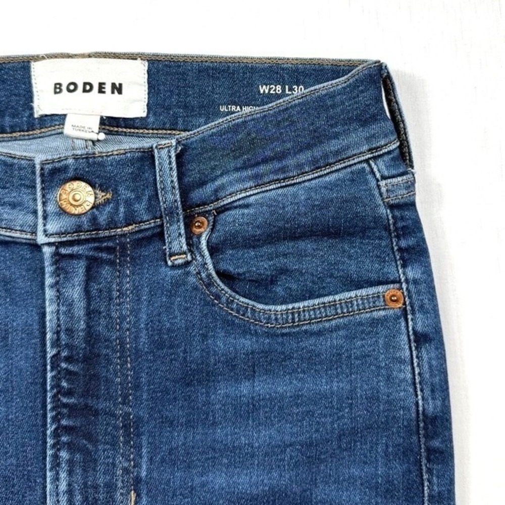 Boden W28 L25 Ultra High‎ Rise Super Flare Blue Medium Wash Raw Hem *Altered
